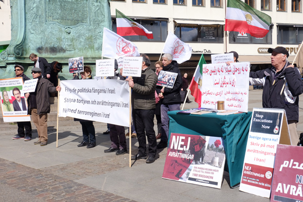 تظاهرات برای محکوم کردن نمایش انتخابات قلابی آخوندی در ایران  در یوتوبری